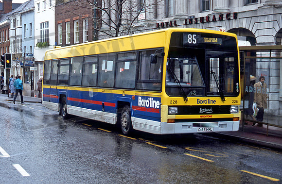 Maidstone Boroline D156HML in 4/00