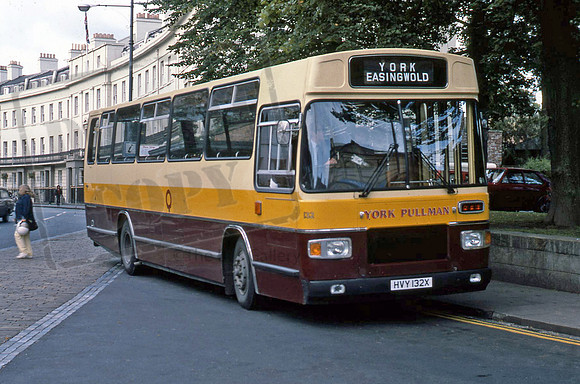 York Pullman HVY132X in 8/82