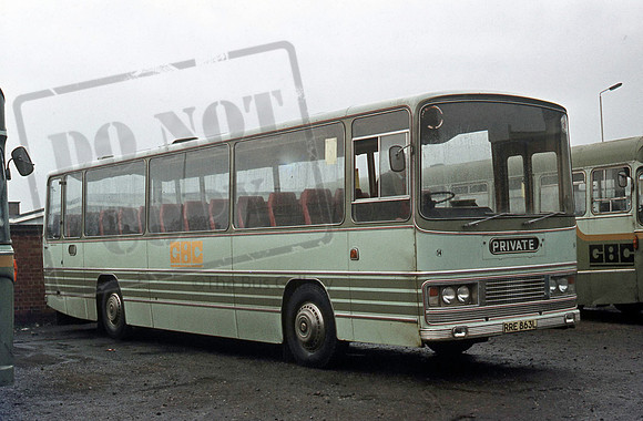 Green Bus RRE863L