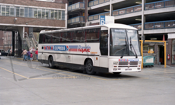 Cornwall Coachways C977GCV London Victoria RP50 87 039
