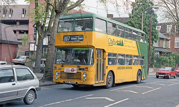 Eastern National KOO790V Enfield RP51 87 023
