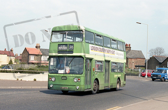 London Country North East MPJ201L Waltham Cross RP51 87 015
