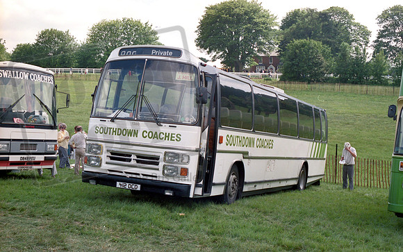 Southdown 412DCD Epsom Derby RP53 030687 028