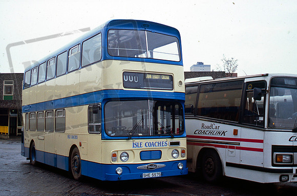 Isle Coaches of Owston Ferry SHE557S in 1993