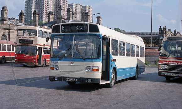Sheffield & District PVT238L Sheffield RP57 87 027