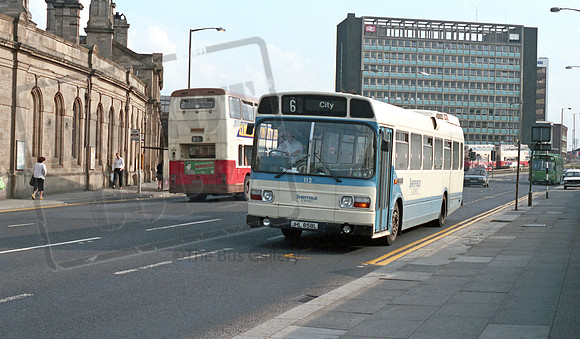 Sheffield & District JHL858L Sheffield RP58 87 013
