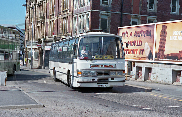 Accrington Coachways HFN33L Blackburn RP67 87 012