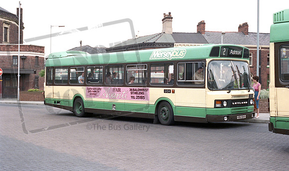 Merseybus VBG104V St Helens RP69 87 038