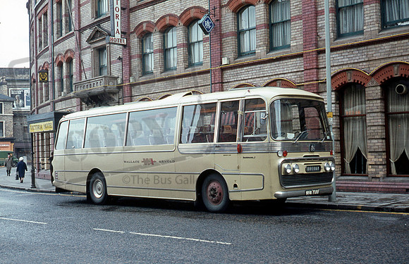 Wallace Arnold MNW708F