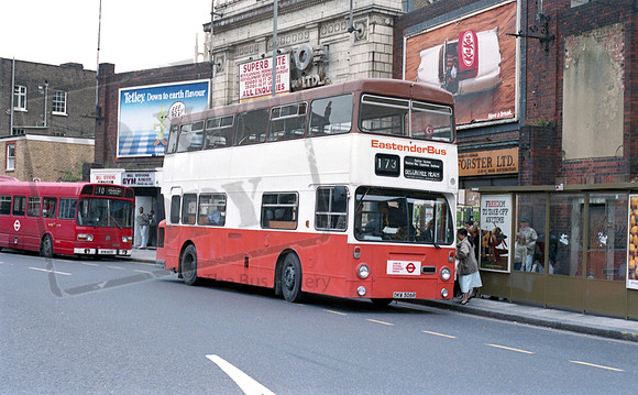 Grey Green Eastender Bus OKW506R RP75 87 017