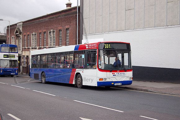 Travel West Midlands P404EJW Feb07