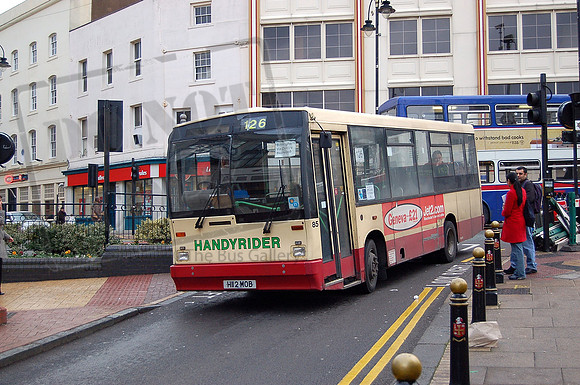 Travel Express H112MOB Birmingham Feb07