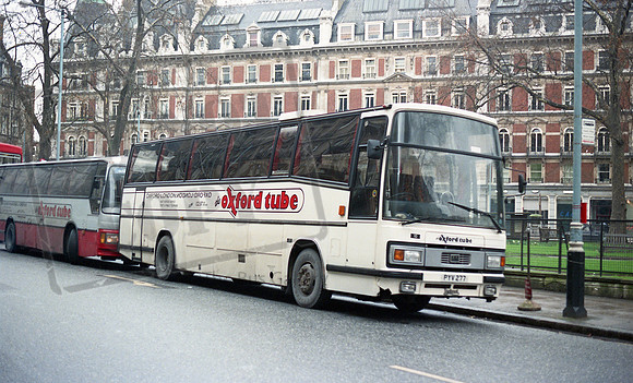 Oxford Tube PYV277 London RP87 88 011