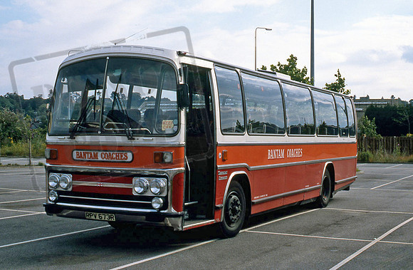 Ipswich Travel ex Bantam RPV673R at Ipswich in 8/88