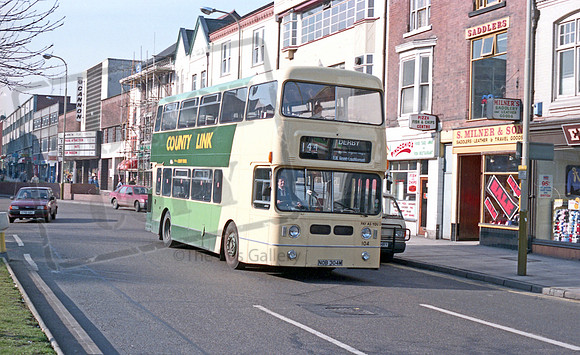 County Link 104 NOB304M Leicester RP93 88 012