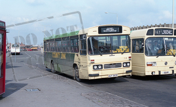 County Link 114 KUT587P Loughborough RP93 88 030