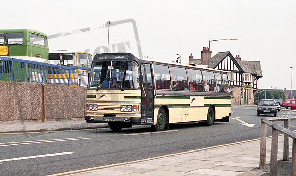 Crosville YTU325S Chester RP70 87 031