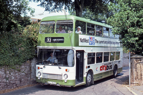 WNOCAFJ763TSlaptonPB783