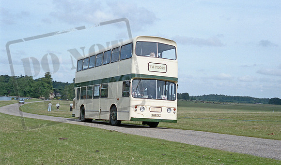 Taylors of Sutton Scotney NXS13L Woburn Showbus RP36 070986 025