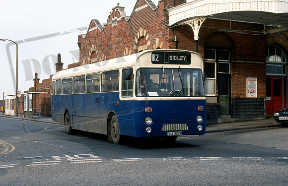Bexhill Bus Company PHA322M Bexhill 391 NH91s2