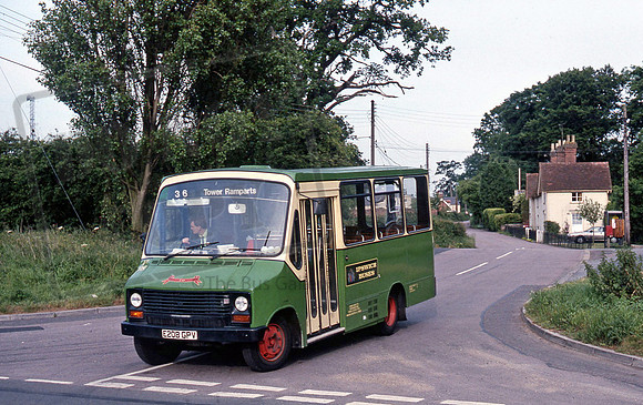 Ipswich Buses E208GPV at Wherstead in 6/89