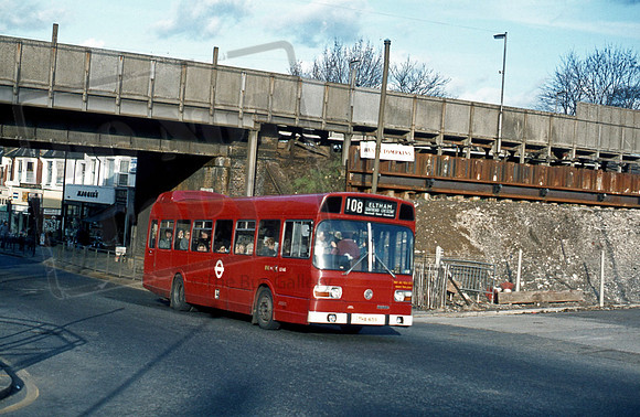 THX165S at Well Hall Stn in 1/83