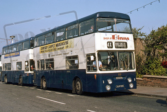 Grimsby SJV89H in 5/82
