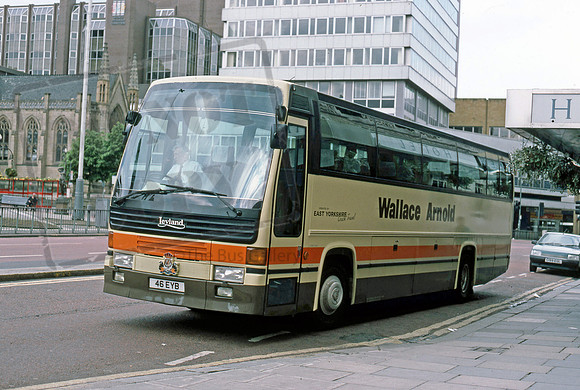 East Yorkshire 46EYB 890