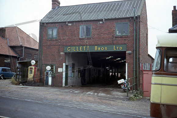 Gillett Bros depot 1074
