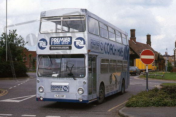 Premier Travel KJD116P Huntingdon 687