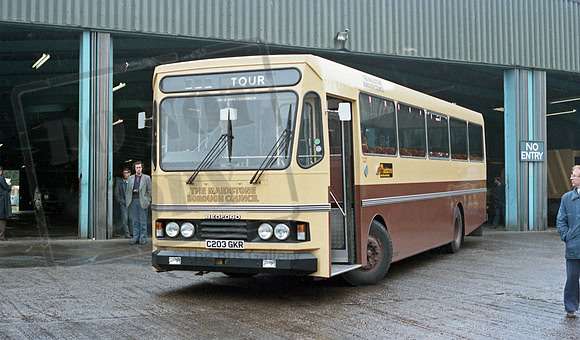Maidstone C203GKR Maidstone RP27 170586 016