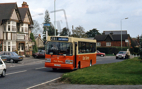 East Surrey J752PPM at Langton in 5/92