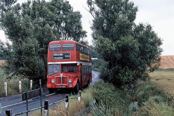 EastKentGJG733DlastbusMarshsideNethergongBridgePB781