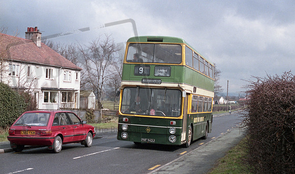 Green Bus PNF942J RP3 160486