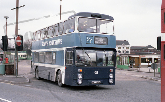 South Yorkshire KWY198V Leeds RP8 180486