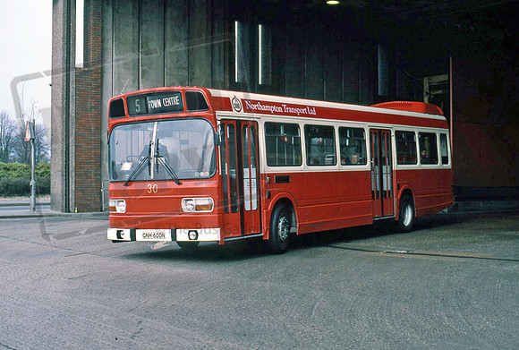 Northampton GNH600N in 4/88