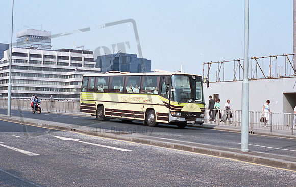 Kings Ferry A580RVW London Bridge RP33 86 020