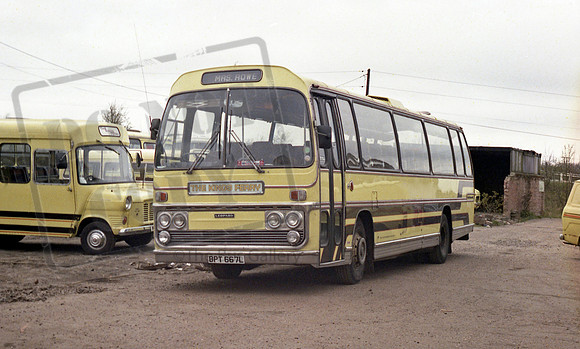 Kingsferry BPT667L at Lidsing in 1982