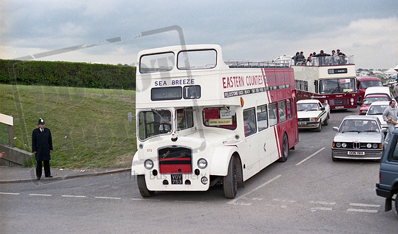 Eastern Counties VDV753 Epsom Racecourse RP30 040686 020