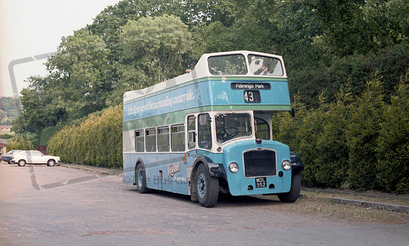Southern Vectis MDL952 Flamingo Park RP32 86 035