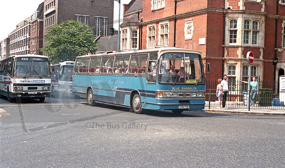 Blue Rambler CTM771X London Victoria RP33 86 013