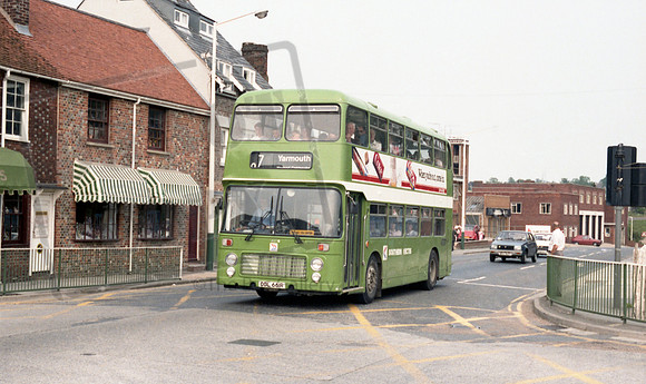 Southern Vectis ODL661R Newport RP32 86 033