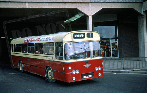 Red Rover UKX150J in 3/77