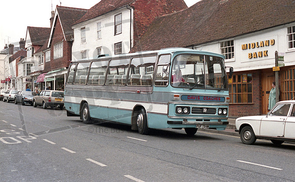 Davis of Hawkhurst PUF794M Cranbrook RP28 586 031