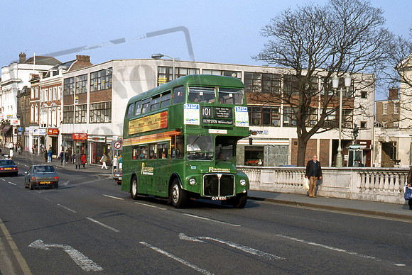 CUV122C (exRM2122) in Bedford in 3/92