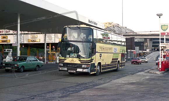 Kings Ferry A165OHJ Dover Eastern Docks RP28 586 023