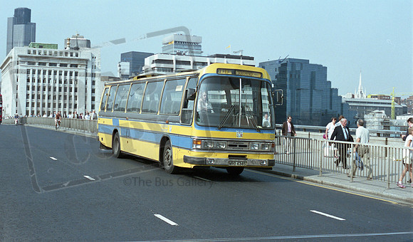 Southend WRO434S London Bridge RP33 86 025