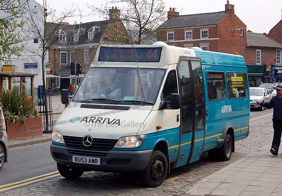 Arriva Fox County BU53AWR Market Harborough Apr07