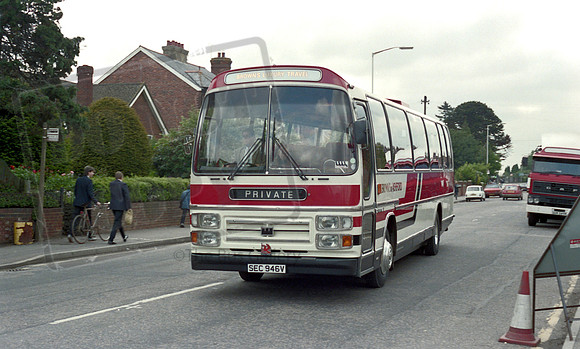 Browns of Ashford SEC946V Ashford RP29 686 008