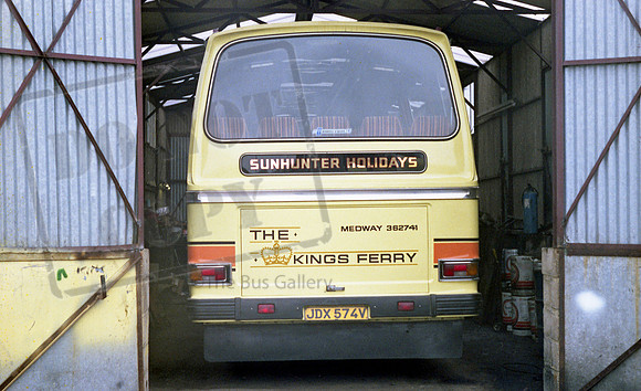Kingsferry rear shot of JDX574V at Lidsing in 1982